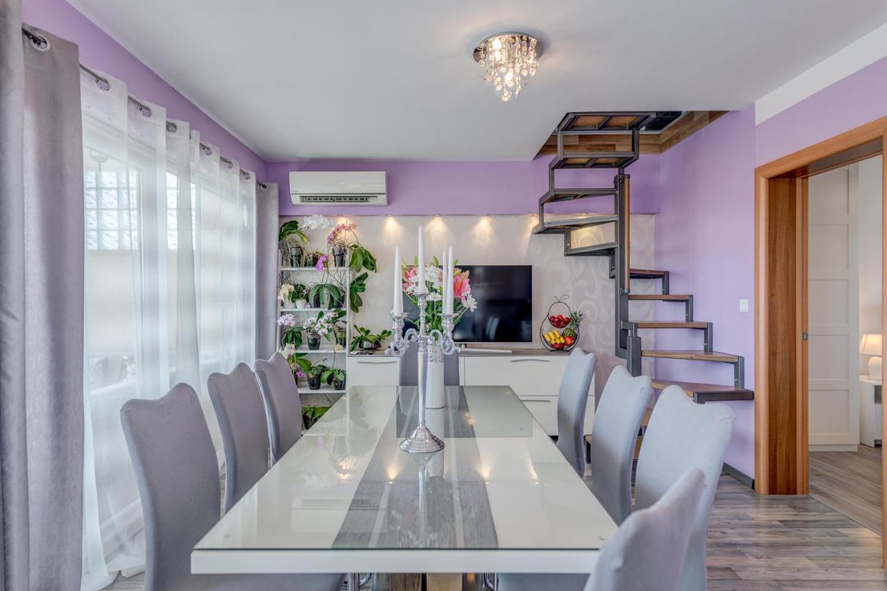 Summer Orchid - Spacious Duplex By The Beach & Ps5 Stobreč Exterior foto