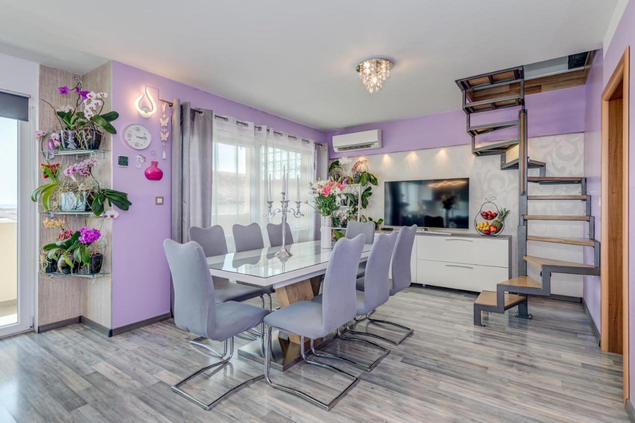 Summer Orchid - Spacious Duplex By The Beach & Ps5 Stobreč Exterior foto